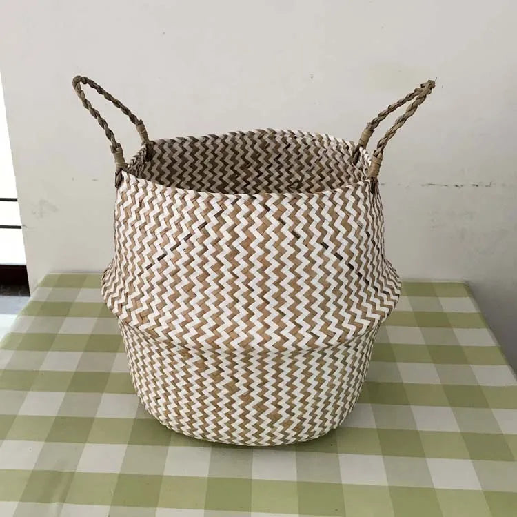Eco-Friendly Seagrass Storage Basket - Stylish & Versatile!