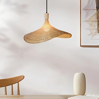 Rustic Hand-Woven Bamboo Lampshade: Cozy Home Decor Lighting