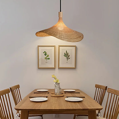 Rustic Hand-Woven Bamboo Lampshade: Cozy Home Decor Lighting